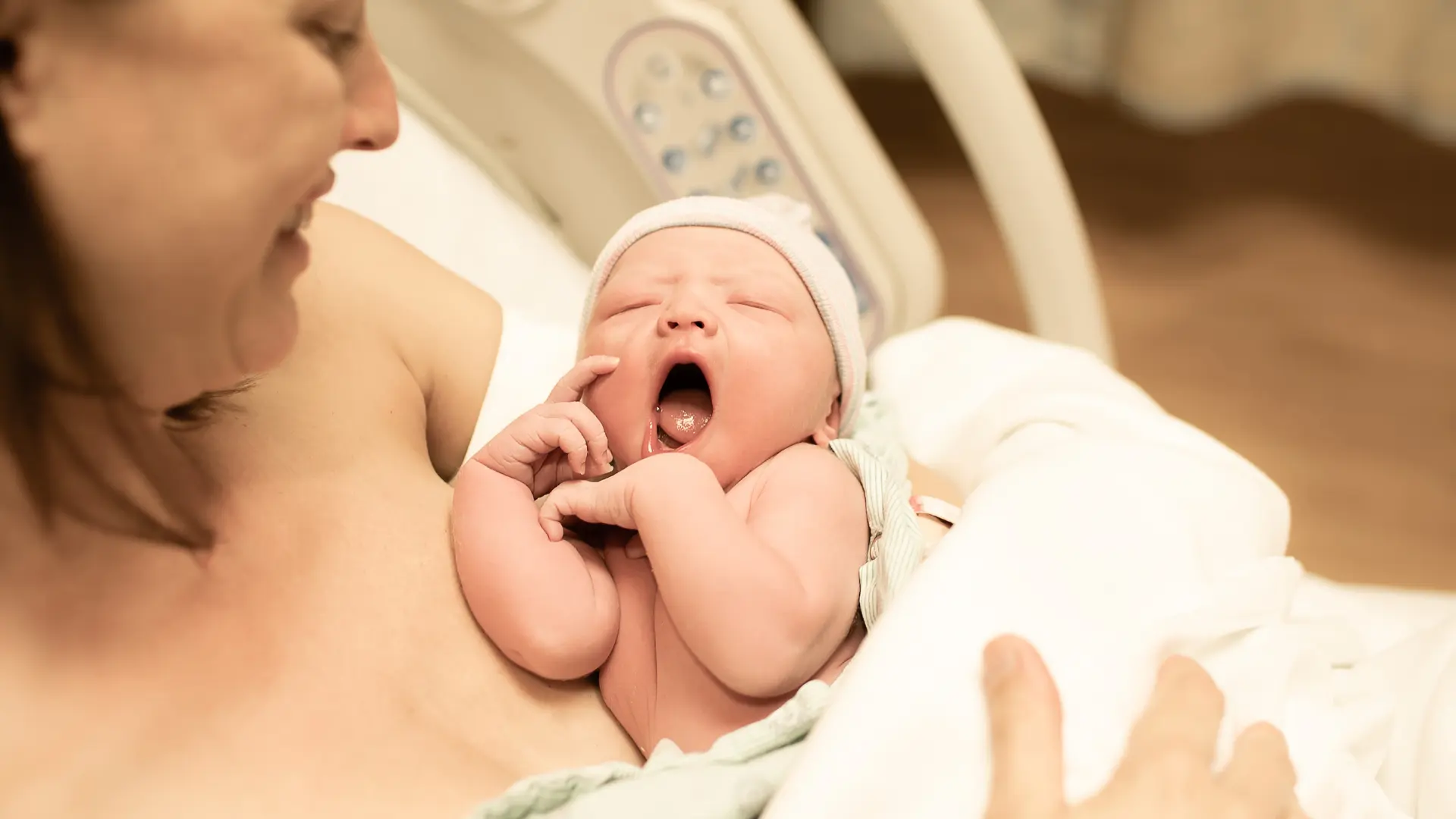 Professional Phototherapy for Newborn Care at Nisha Nursing Home